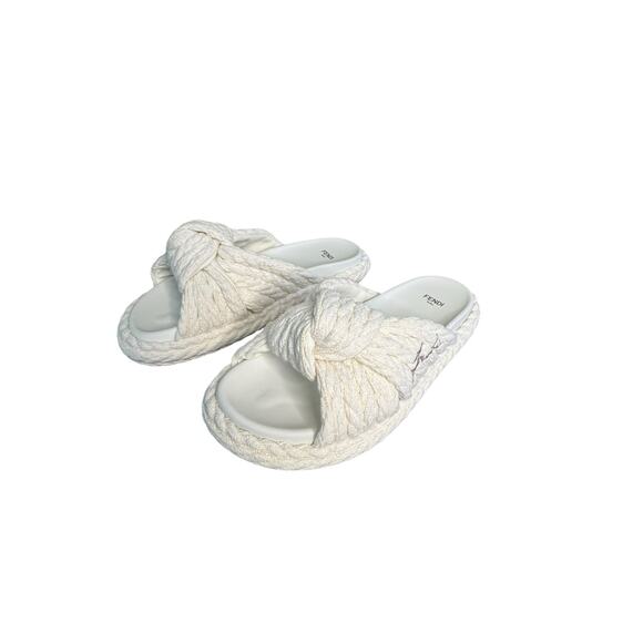 Fendi NIB Feel Knot Slide Sandal in Natural Size 39.5 - Picture 7 of 13